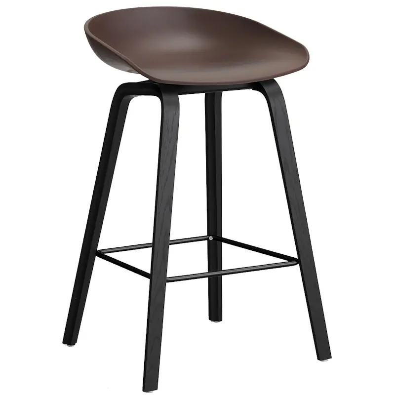 Fynd AAS 32 2.0 Barstol 65 cm, Svartlackad Ek / Raisin / Svart