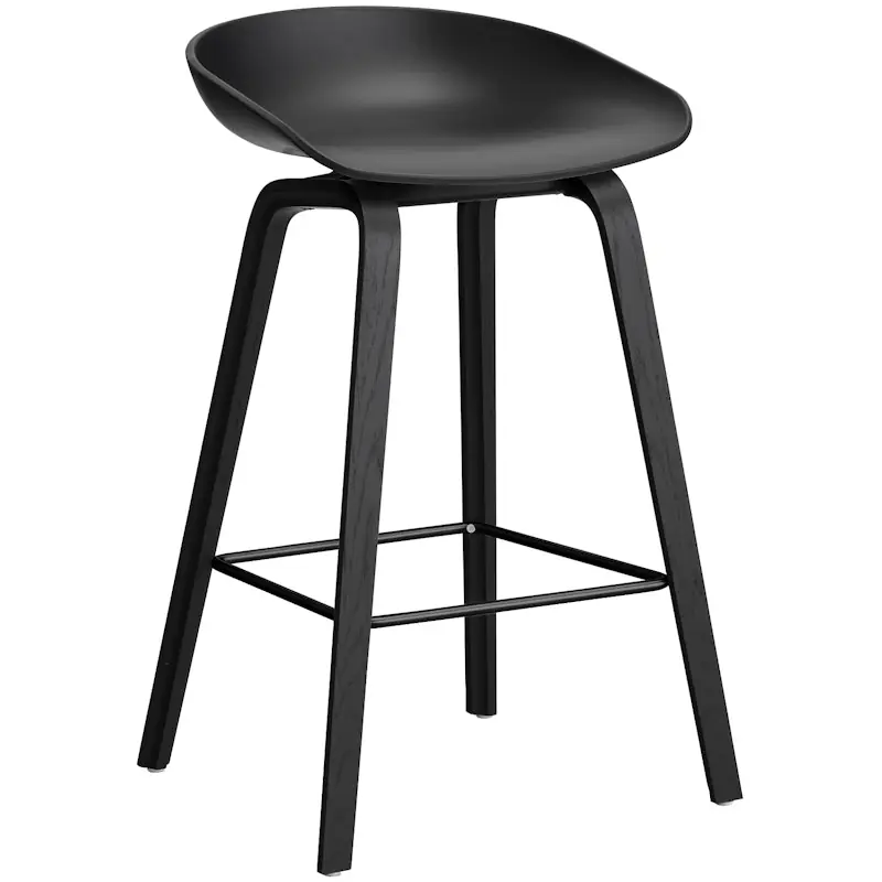 AAS 32 2.0 Barstol 65 cm, Svartlackad Ek / Svart/Svart Fynd