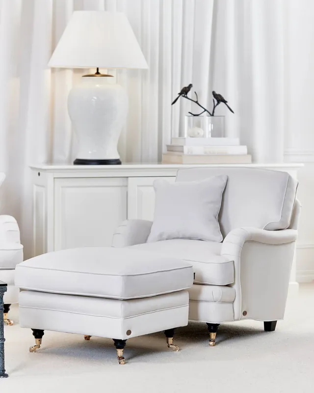 Howard Heritage fotpall off-white Köp online