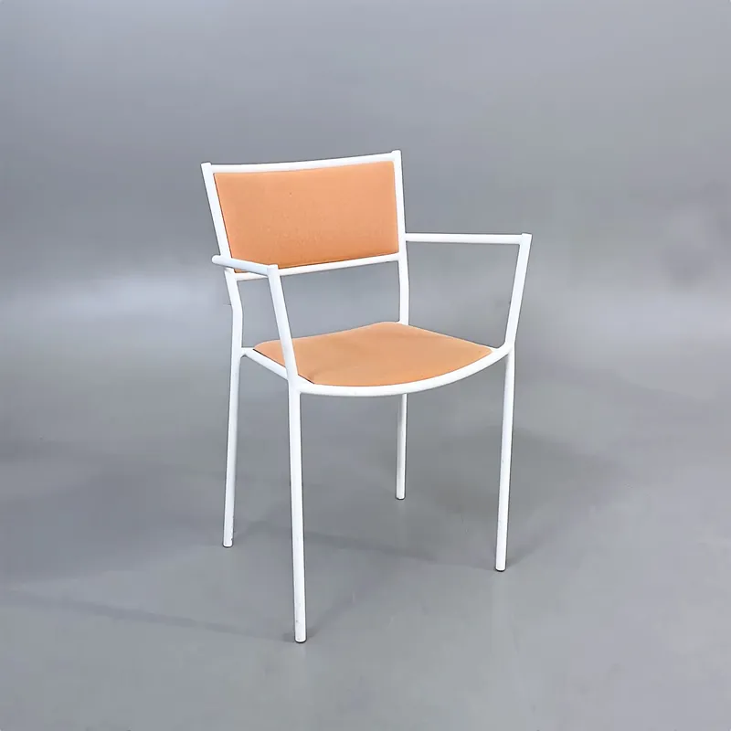 Köp nu Konferensstol Jig Armchair