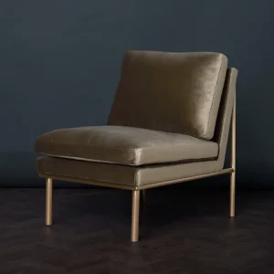 Kundfavorit April loungefåtölj olive/mässing