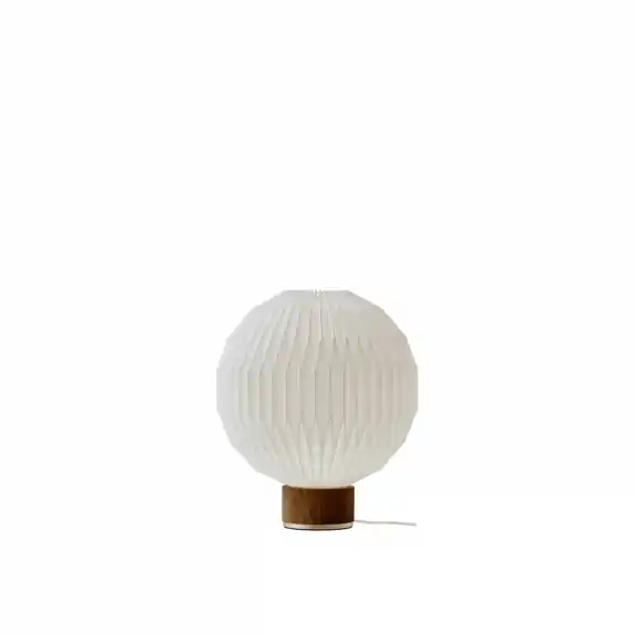 Begränsad tid Le Klint 375 Bordslampa Medium Smoked Oak/Brass