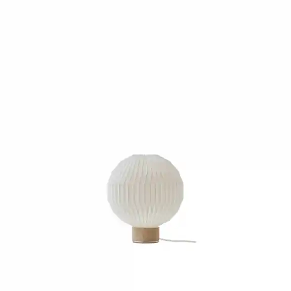Extra rabatt Le Klint 375 Bordslampa Small Light Oak/Brass