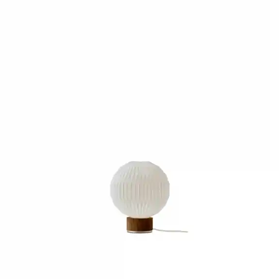 Billigare Le Klint 375 Bordslampa X-Small Smoked Oak/Brass