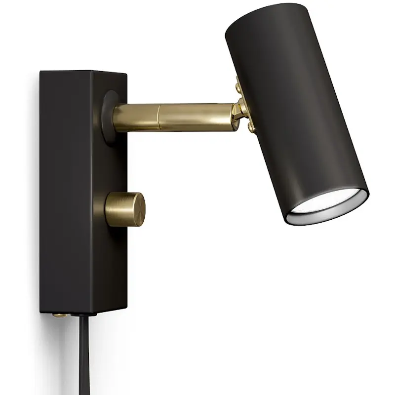 Cato Vägglampa, Mattsvart / Mässing Extra rabatt